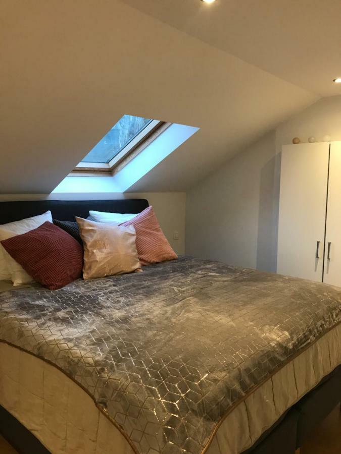 Appartement Le saxo cuivré à Dinant Extérieur photo
