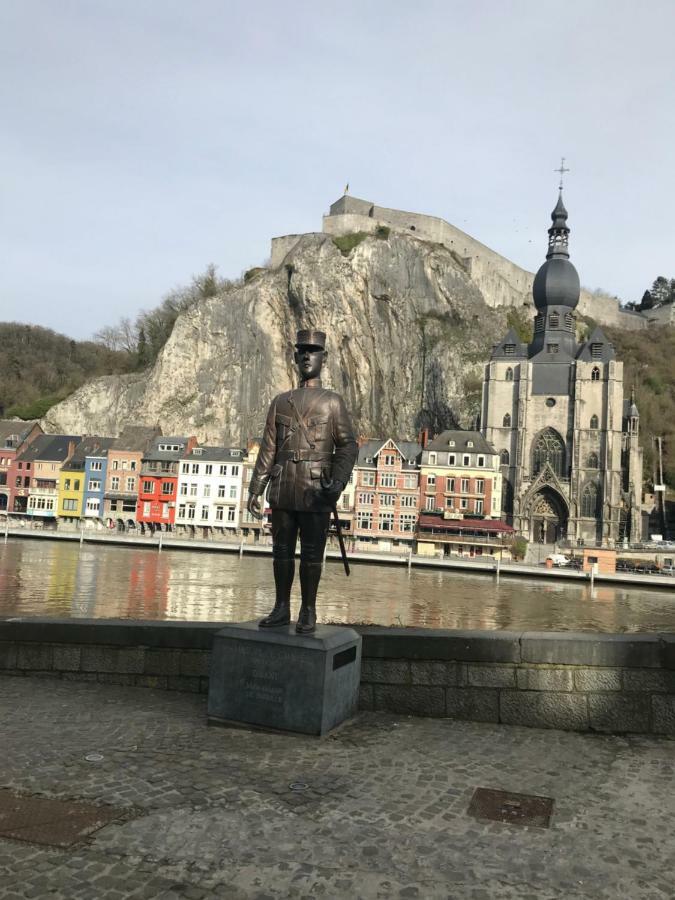 Appartement Le saxo cuivré à Dinant Extérieur photo