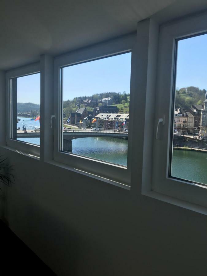 Appartement Le saxo cuivré à Dinant Extérieur photo